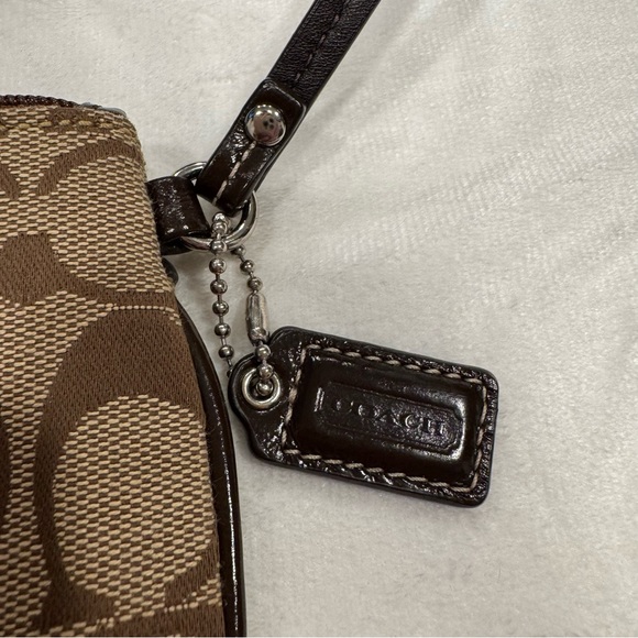 Coach Signature Collection Wristlet Clutch Universal Case Leather Jacquard - Picture 9 of 9